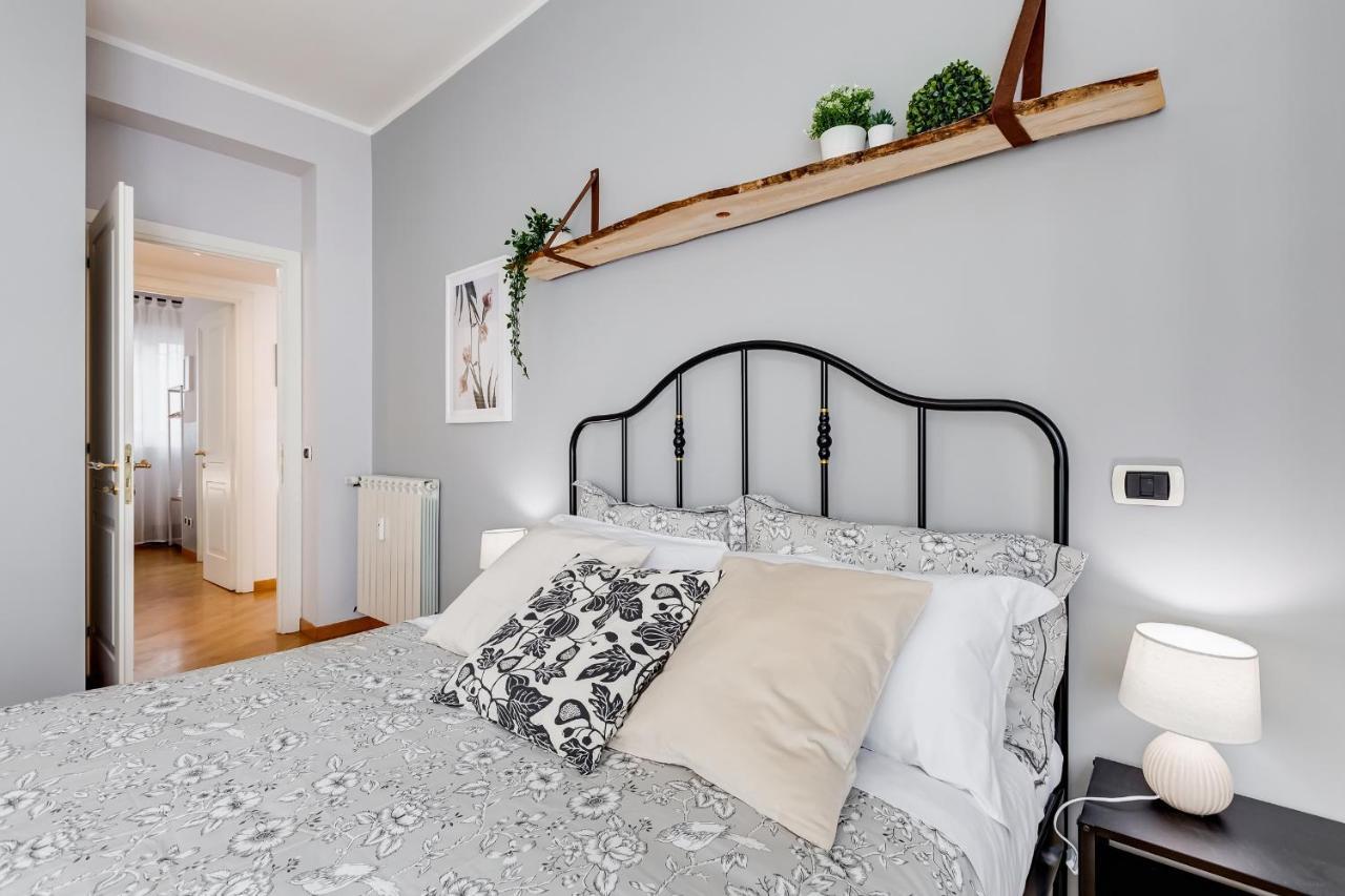 Bmga L Incredible 3bdr With Balcony In Center Apartment Rom