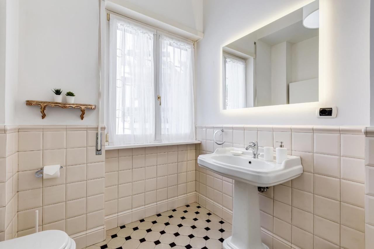 Bmga L Incredible 3bdr With Balcony In City Center Apartment Rom